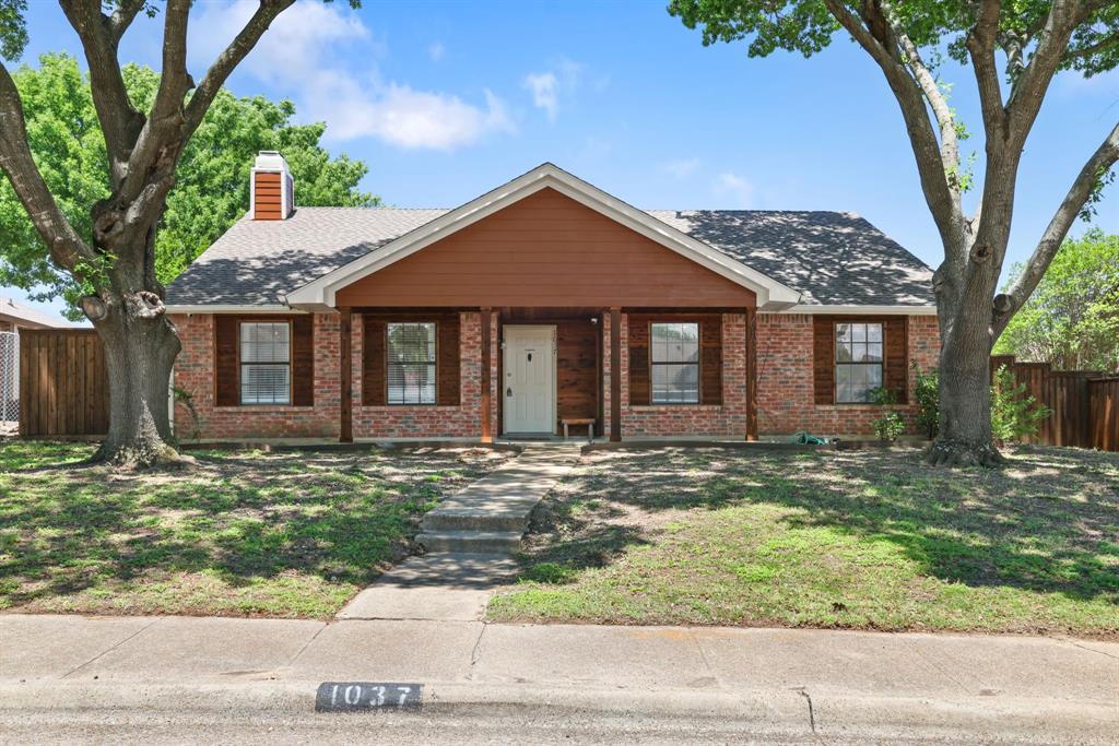 1037 Whitewater Trail Property Photo 1