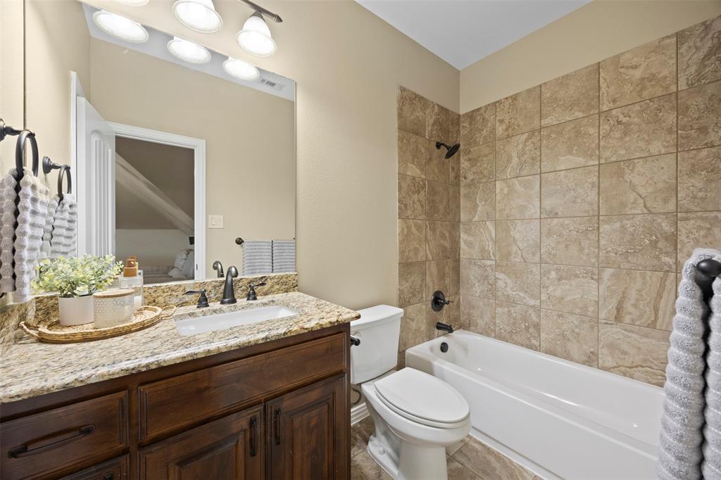 8230 Glenwick Drive Property Photo 24