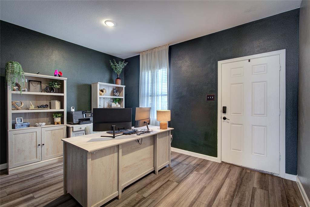 1804 Mccree Street Property Photo 21