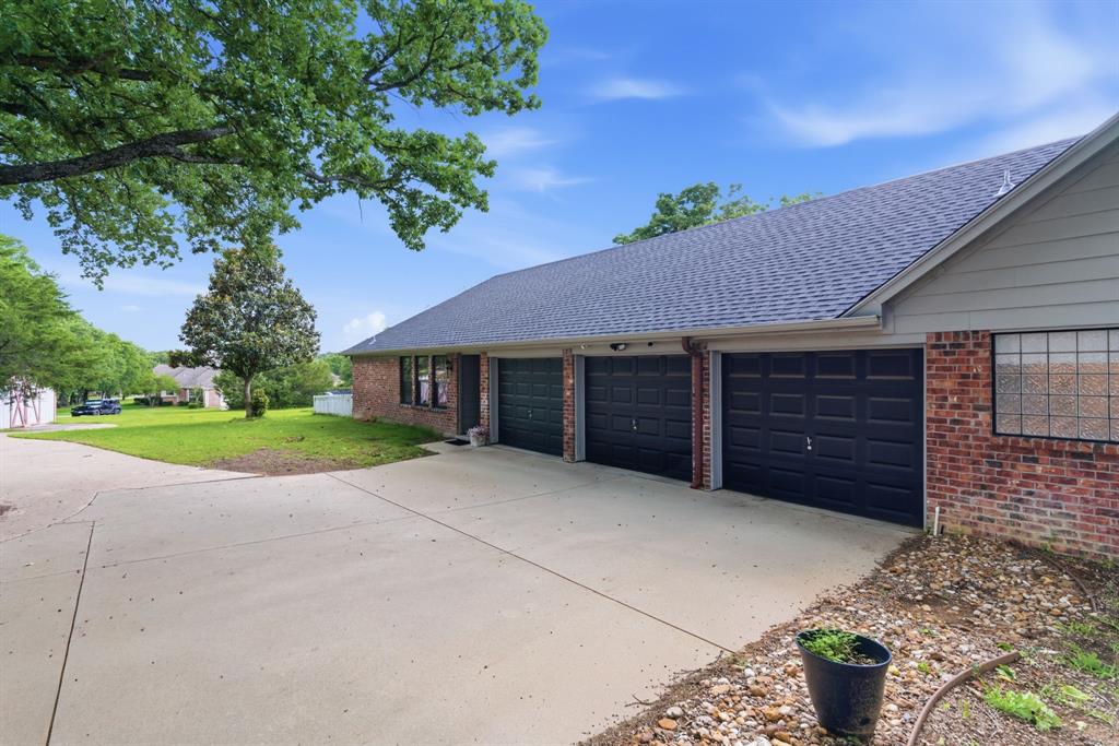 7512 Woodland Drive Property Photo 23