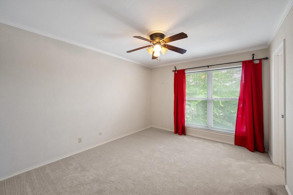 1235 Lexington Square Property Photo 22