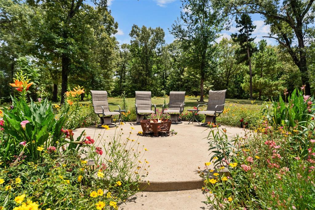 22571 Lake Jackson Drive Property Photo 40