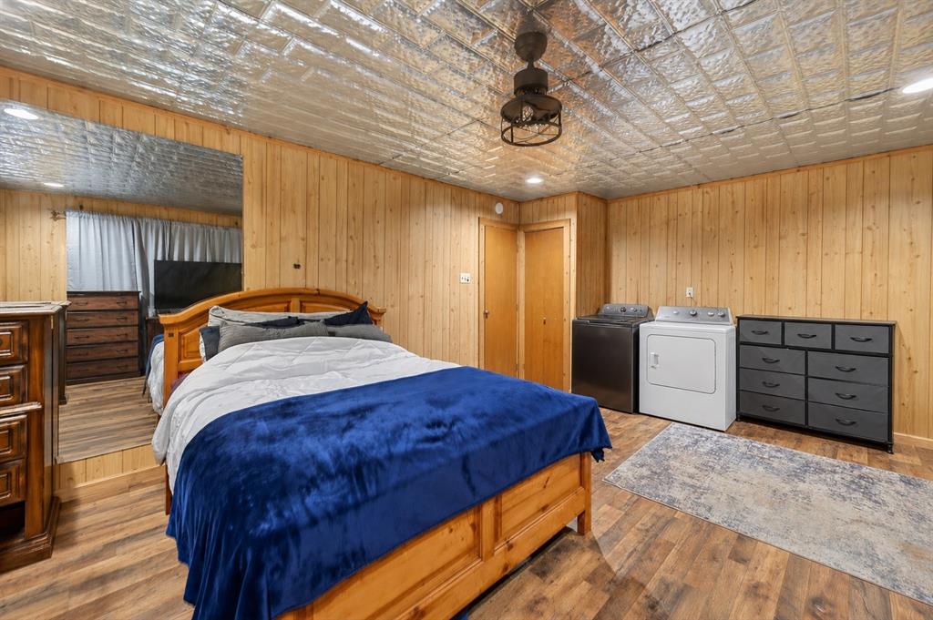 1001 Leaning Oak Drive Property Photo 6