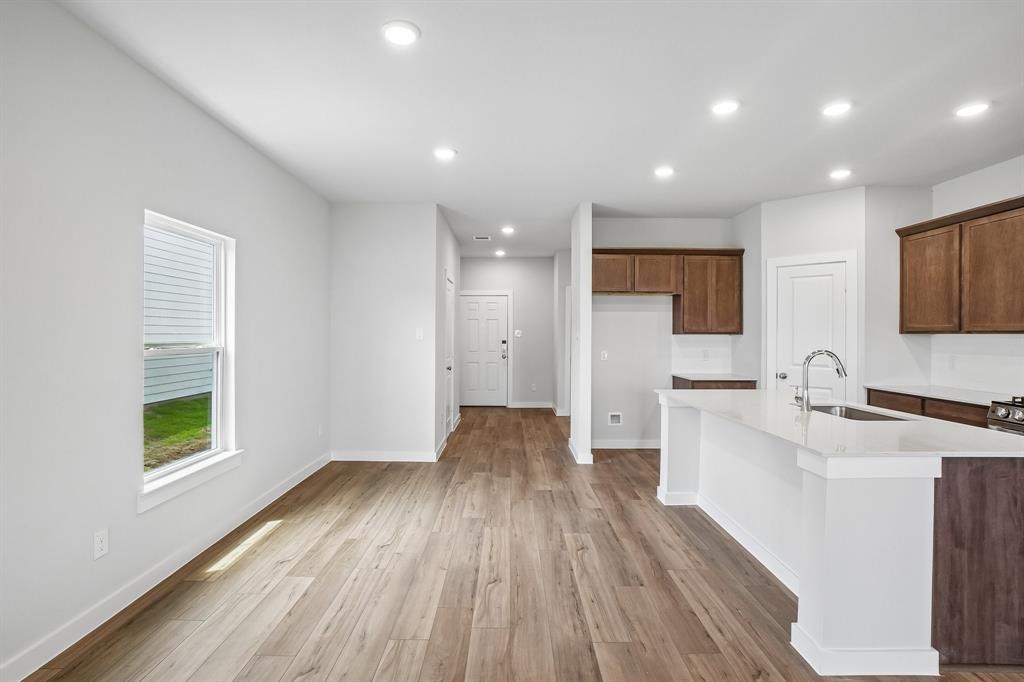 609 Teardrop Court Property Photo 10