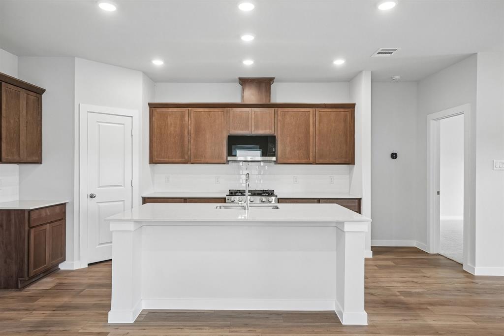 609 Teardrop Court Property Photo 14