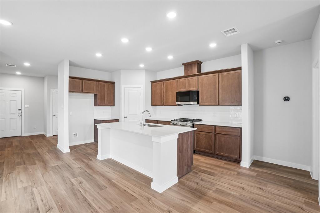 609 Teardrop Court Property Photo 15