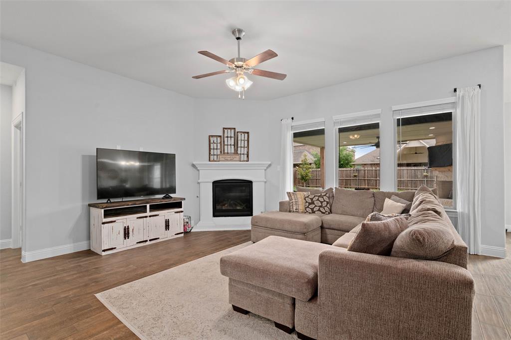 1709 Tumbleweed Court Property Photo 6