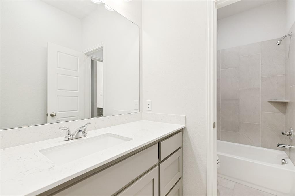 2491 Meadowbrook Boulevard Property Photo 23