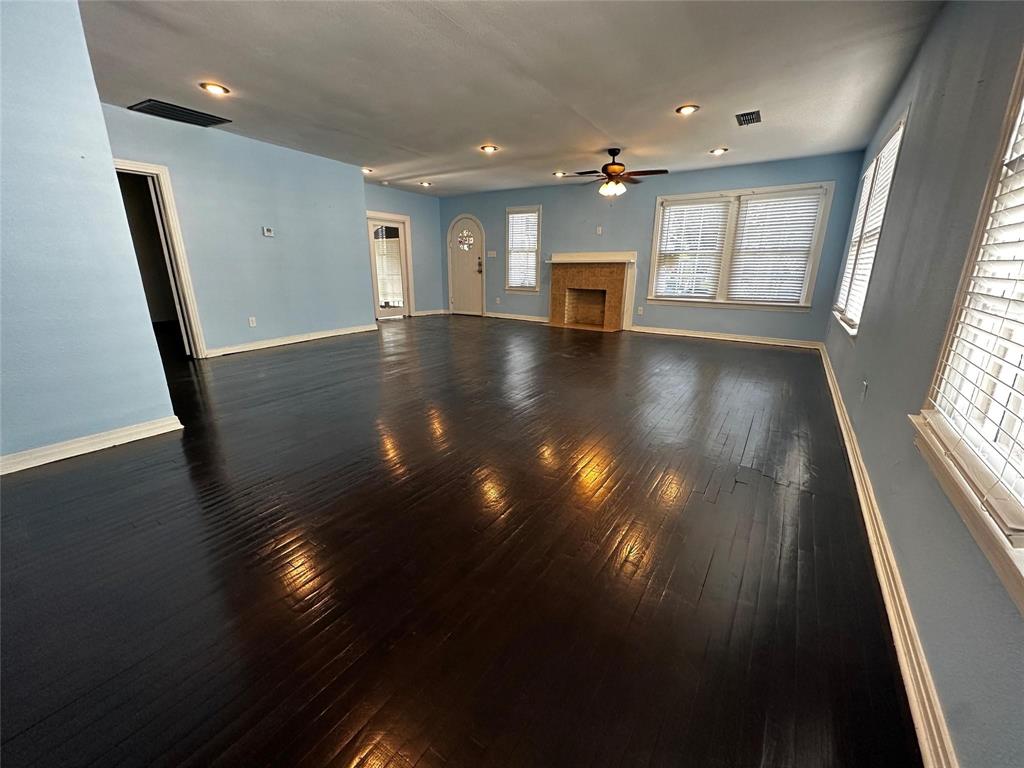 1009 E Humbolt Street Property Photo 2