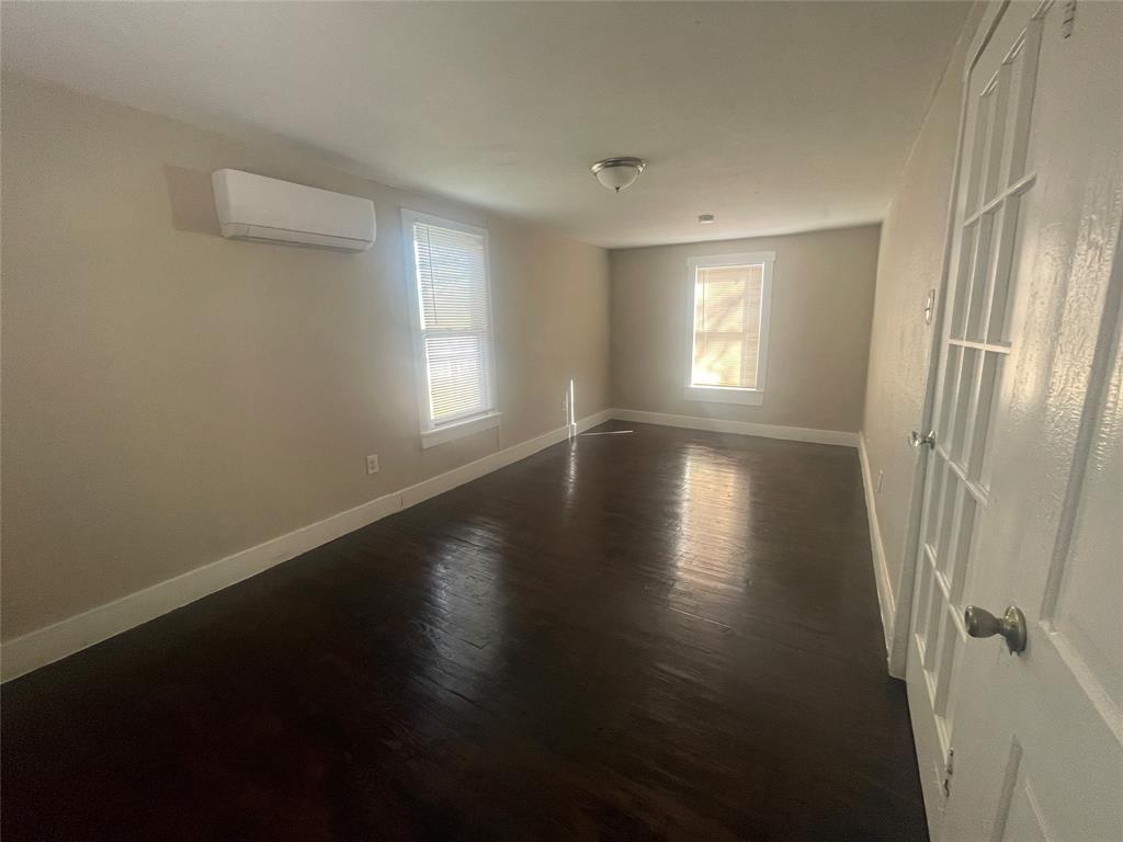 1009 E Humbolt Street Property Photo 8
