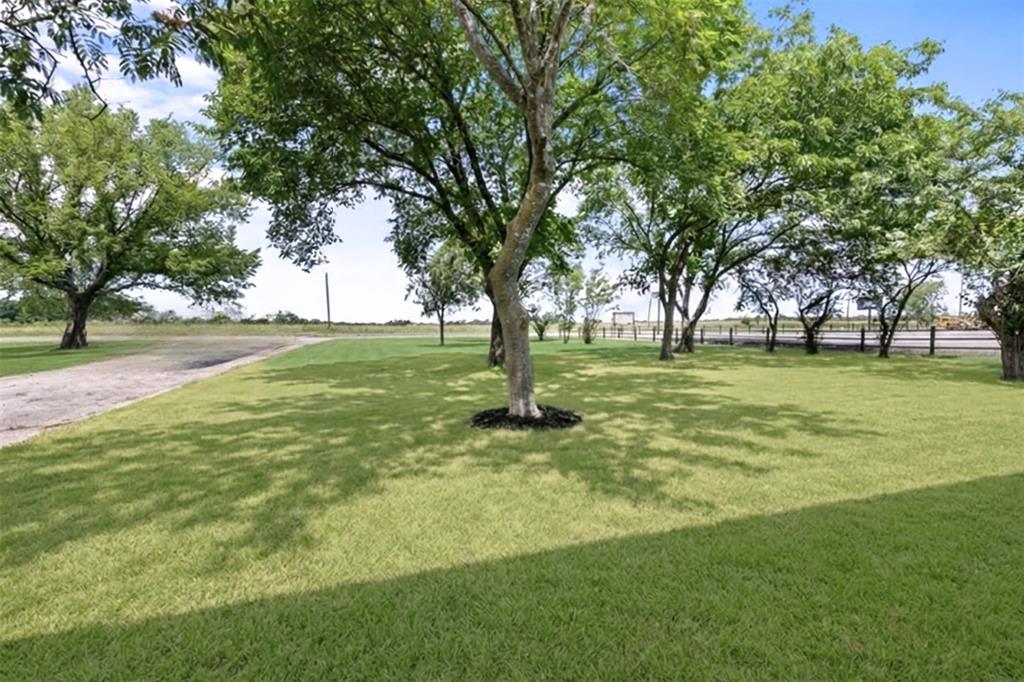 5772 N State Highway 78 Property Photo 2