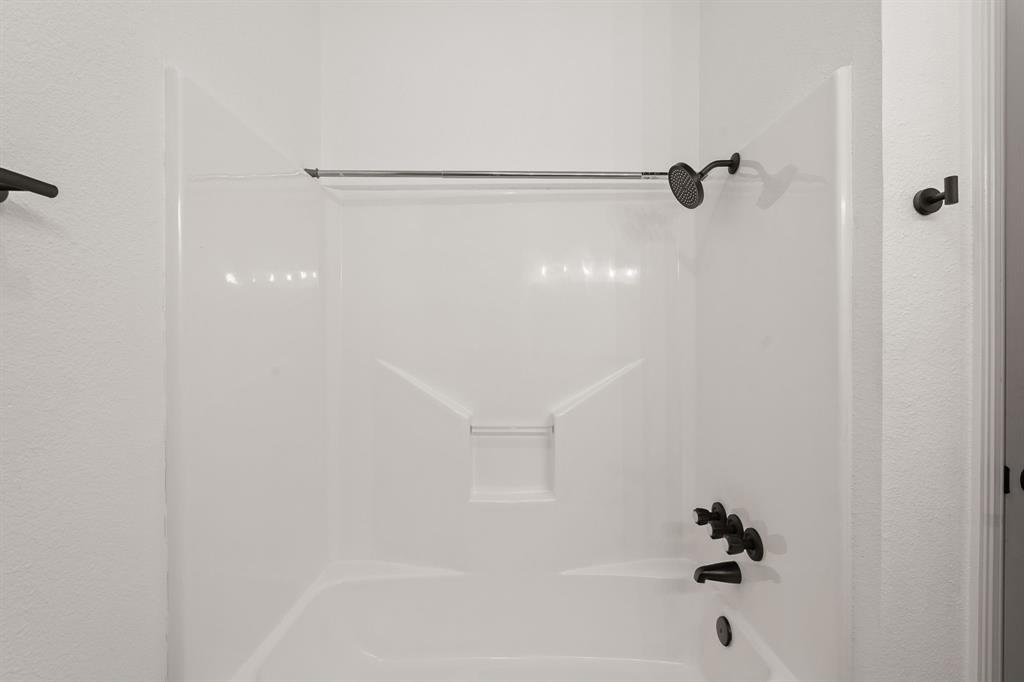 2107 Rivercrest Circle Property Photo 26