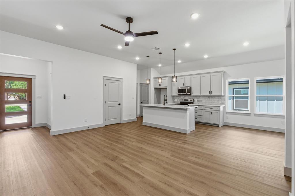 14583 Cherokee Lane Property Photo 8