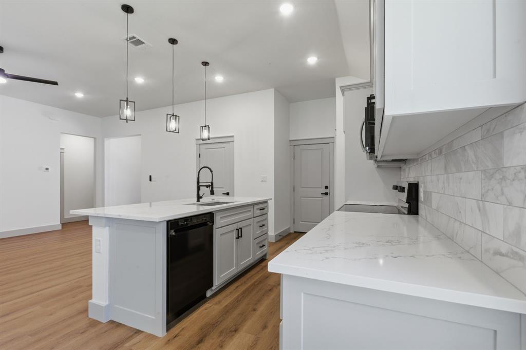 14583 Cherokee Lane Property Photo 11