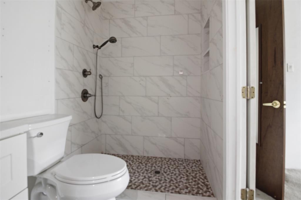2604 Woodside Drive Property Photo 14