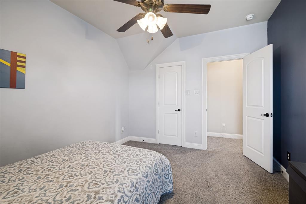676 Princeton Way Property Photo 28