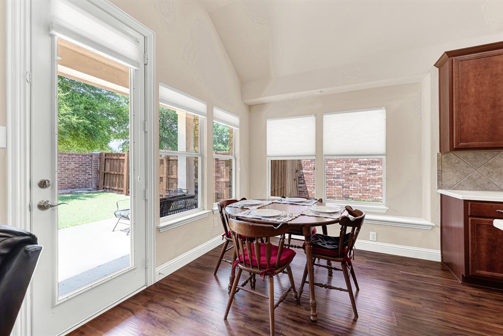 5724 New Castle Drive Property Photo 14
