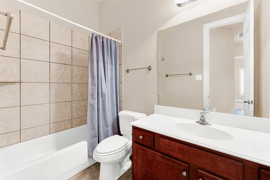5724 New Castle Drive Property Photo 29