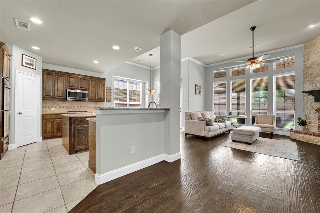1720 Mapleleaf Drive Property Photo 10
