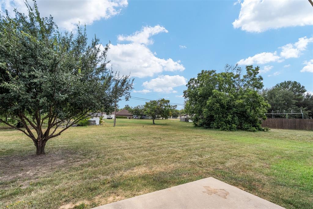 125 Meadow Heath Drive Property Photo 21