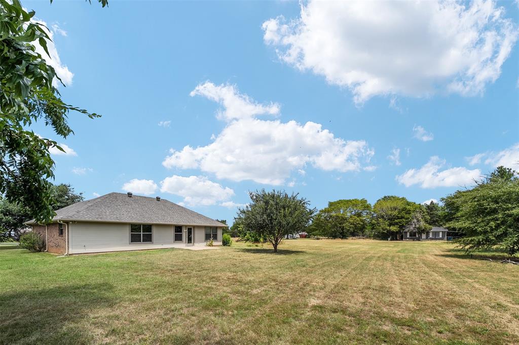 125 Meadow Heath Drive Property Photo 22