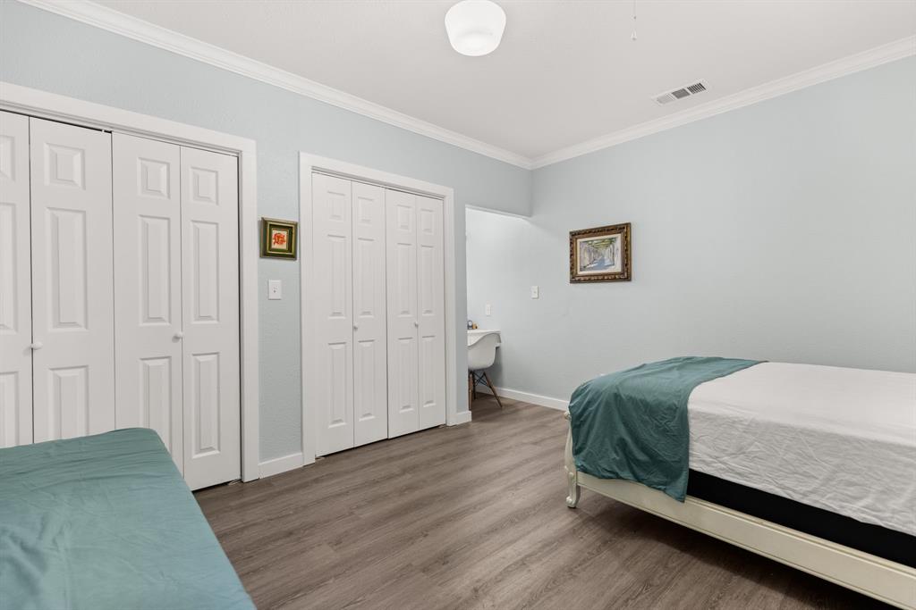 300 Grellhesl Property Photo 20
