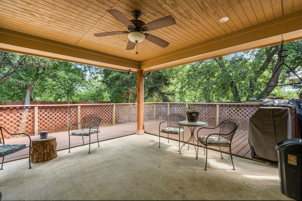 606 Hillside Circle Property Photo 6