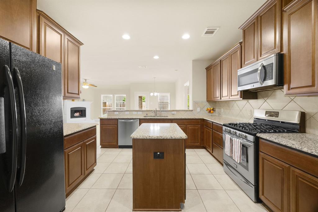3908 Wavertree Road Property Photo 12