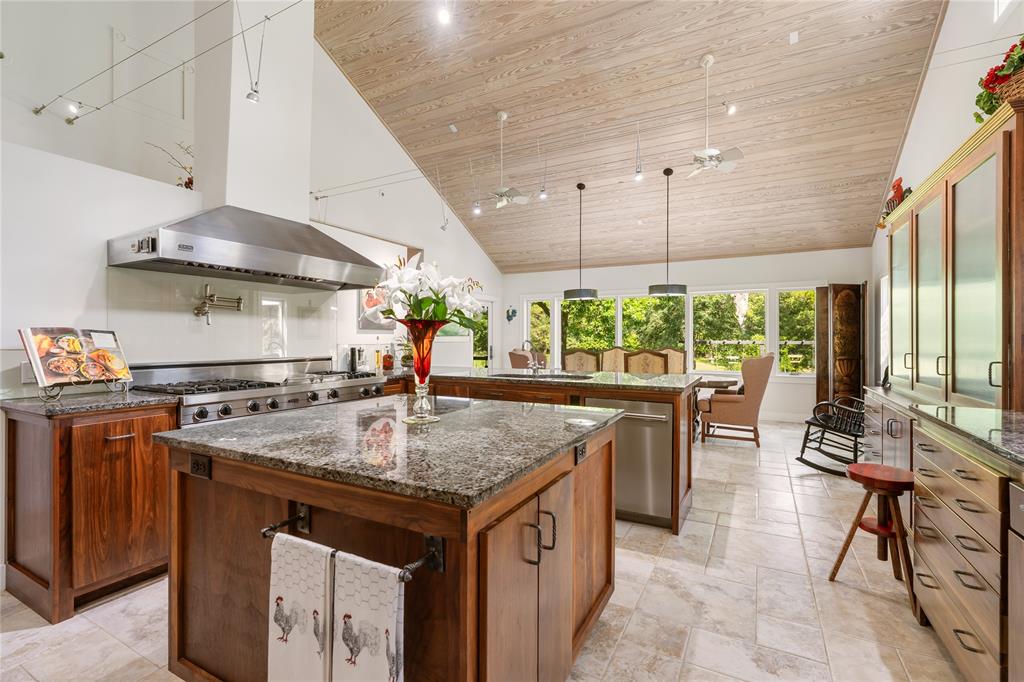 13547 Shepard Hill Road Property Photo 11