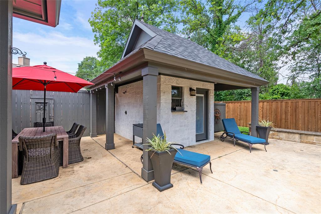 110 Red Oak Drive Property Photo 32