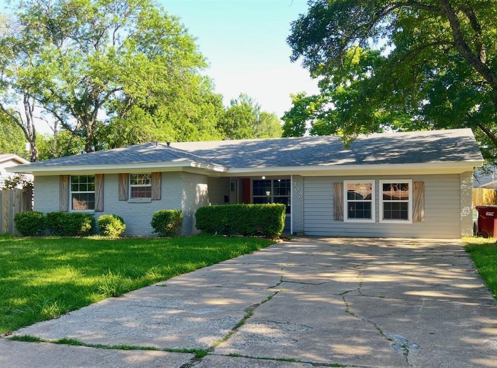 302 Glen Oaks Road Property Photo 1