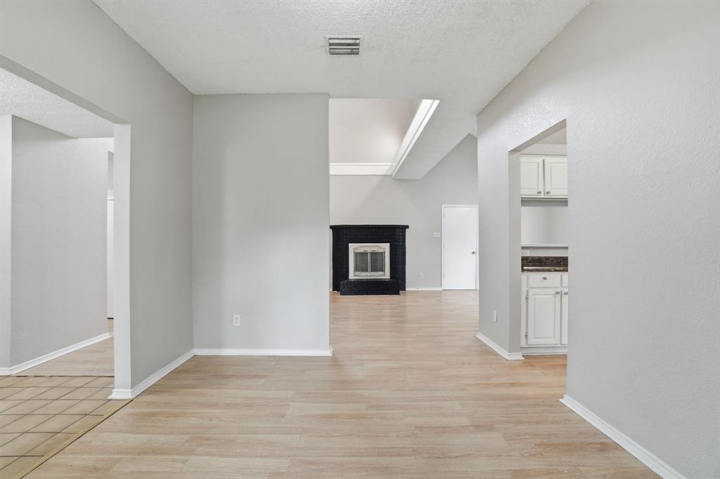 512 Buttercup Trail Property Photo 15
