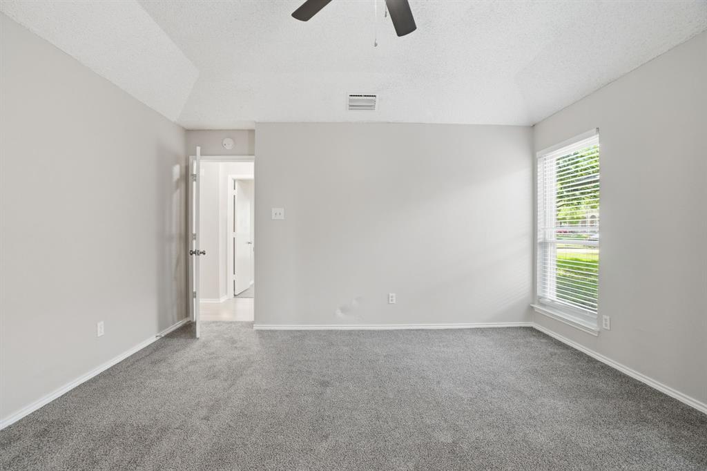 512 Buttercup Trail Property Photo 25