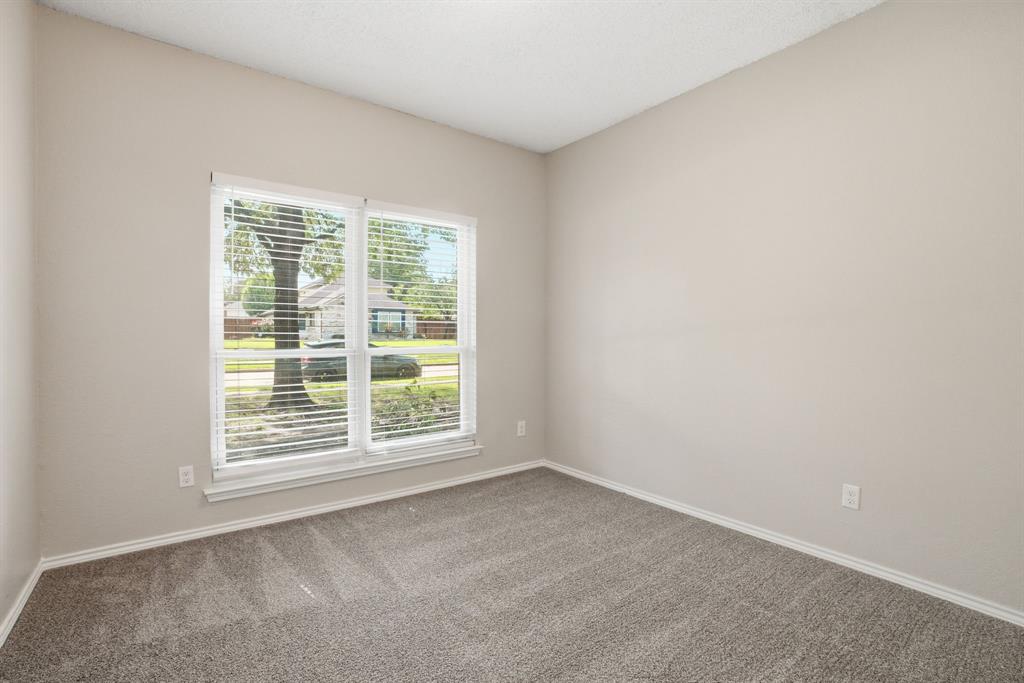 512 Buttercup Trail Property Photo 26