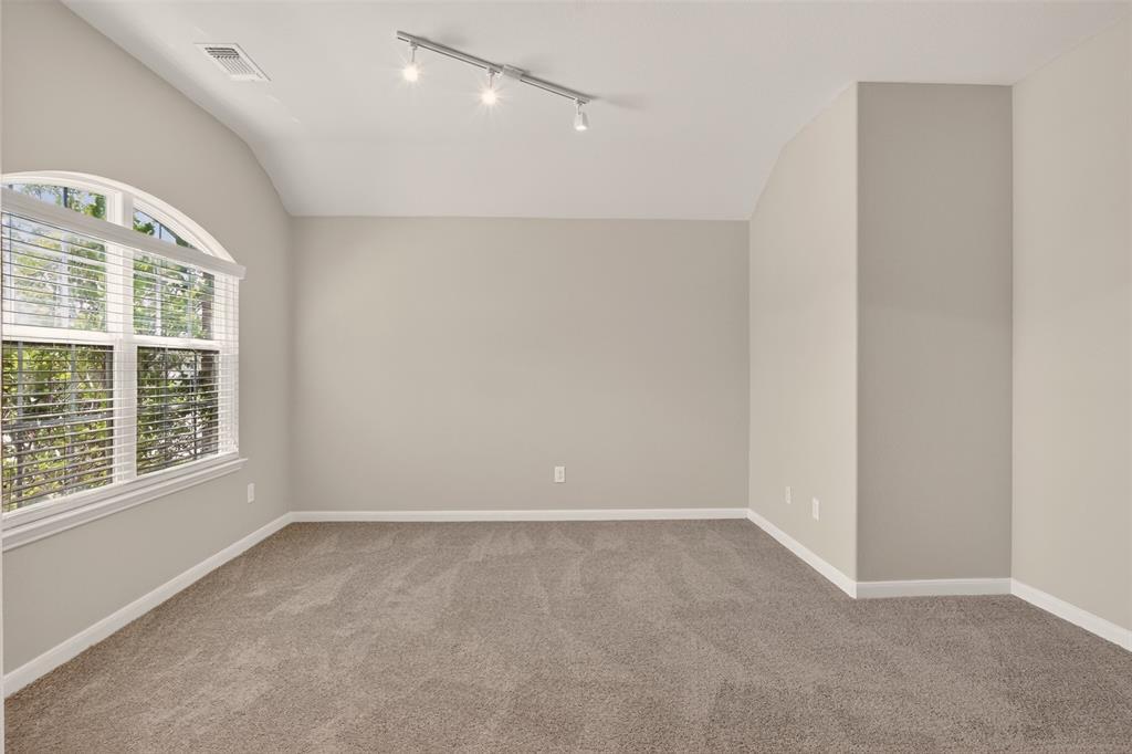 9105 Switchgrass Lane Property Photo 3