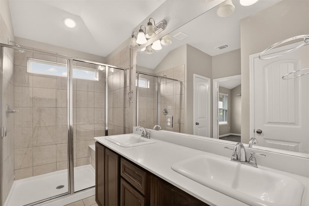 9105 Switchgrass Lane Property Photo 11