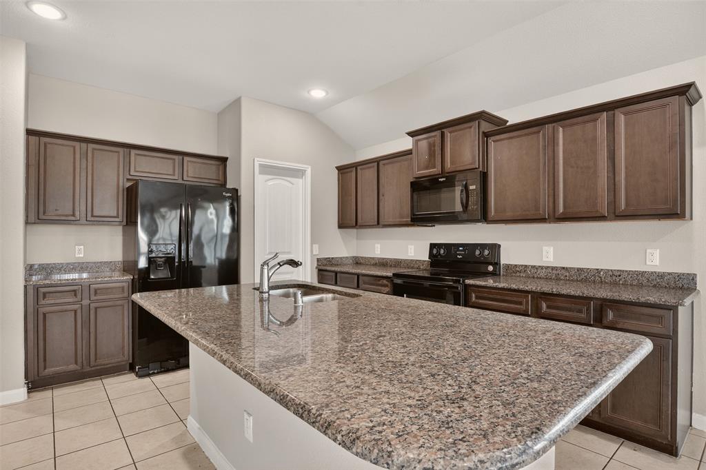 9105 Switchgrass Lane Property Photo 15