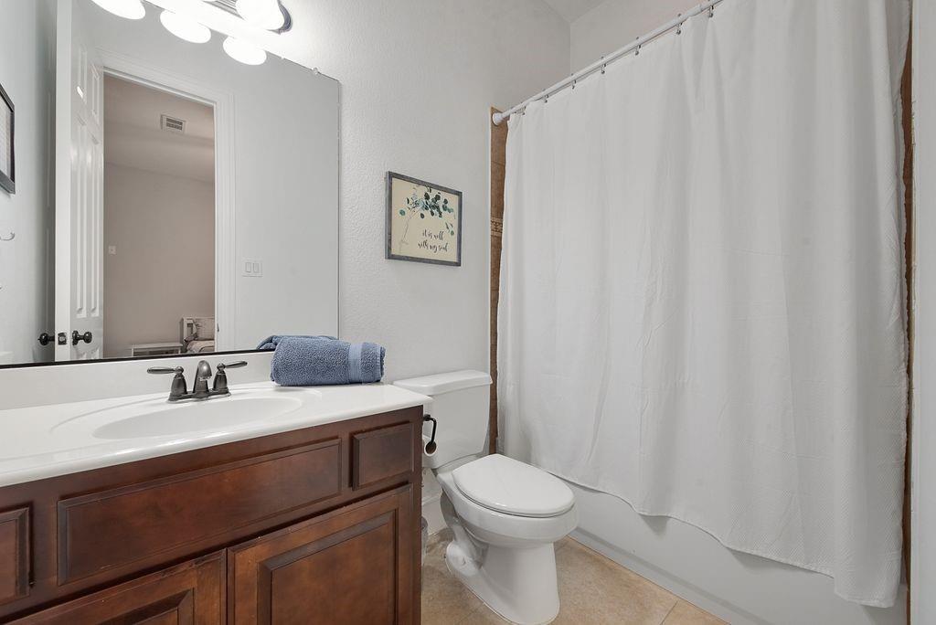 710 Essex Drive Property Photo 23