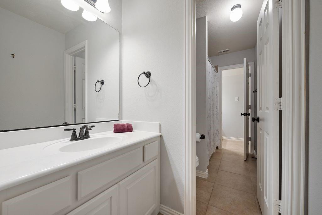 710 Essex Drive Property Photo 25