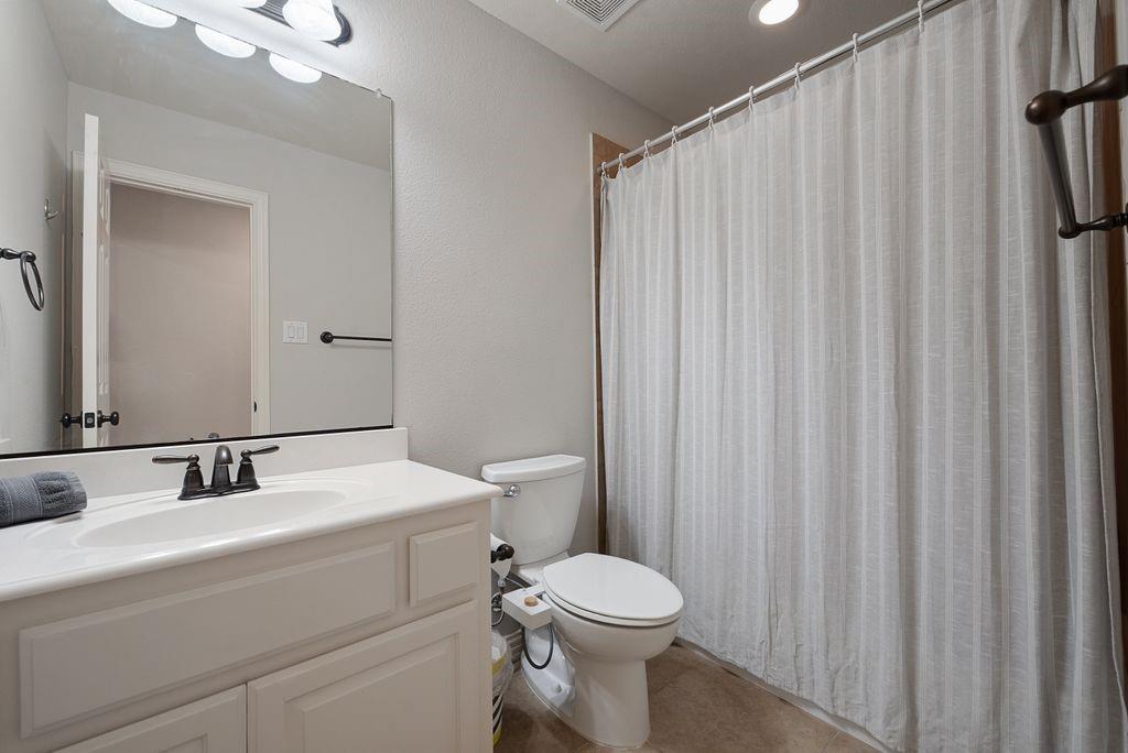 710 Essex Drive Property Photo 32