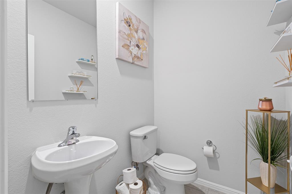 1206 Fox Chase Drive Property Photo 10