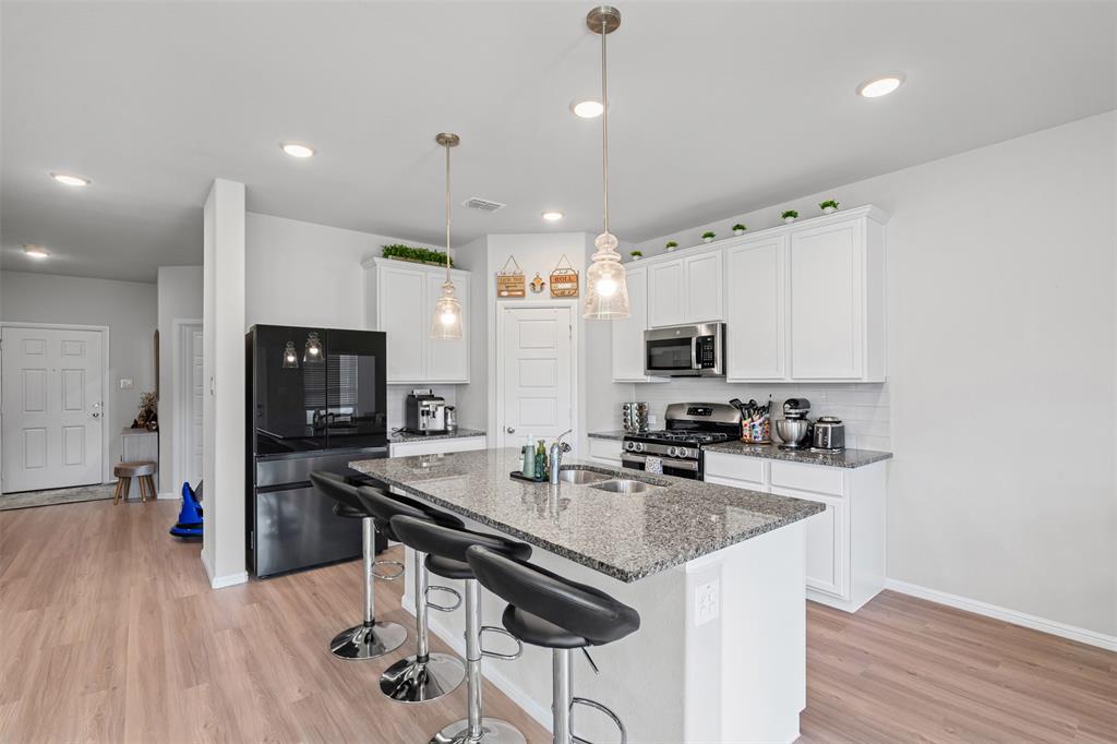 1206 Fox Chase Drive Property Photo 15