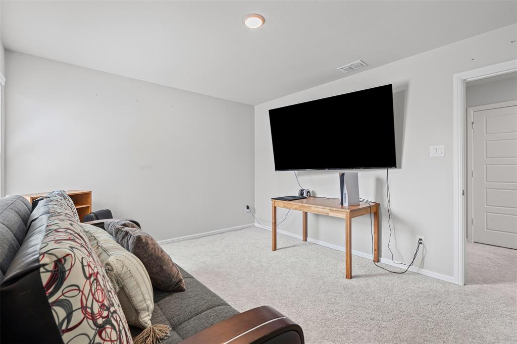 1206 Fox Chase Drive Property Photo 24