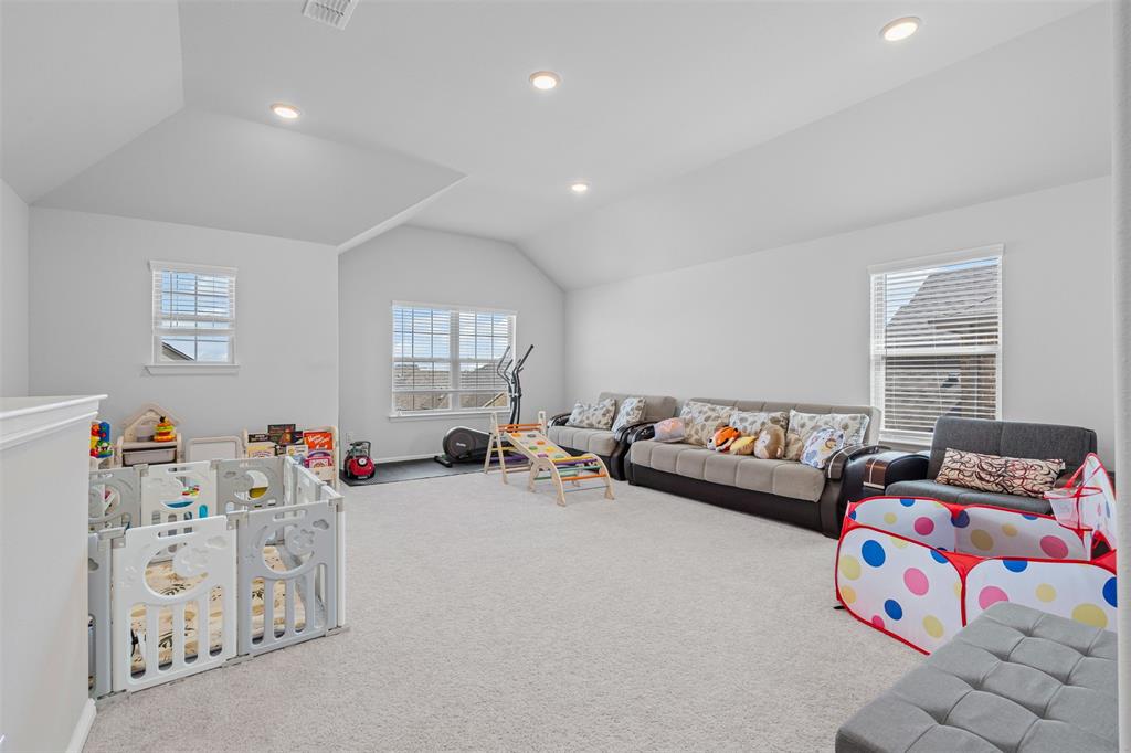 1206 Fox Chase Drive Property Photo 28