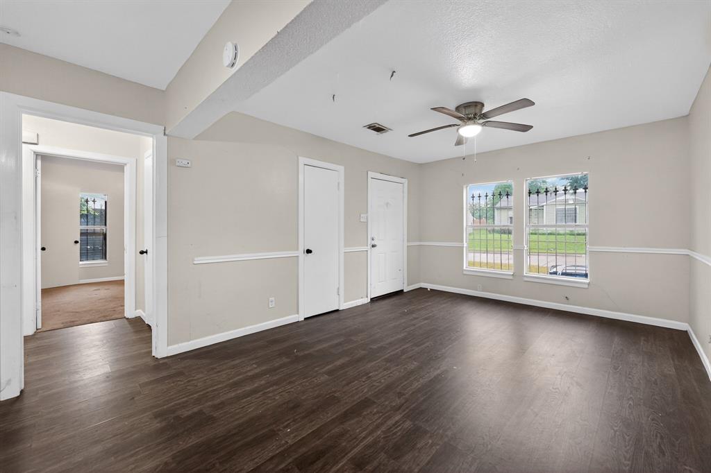 3102 Kellogg Avenue Property Photo 6