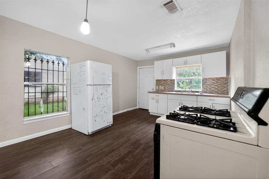 3102 Kellogg Avenue Property Photo 12