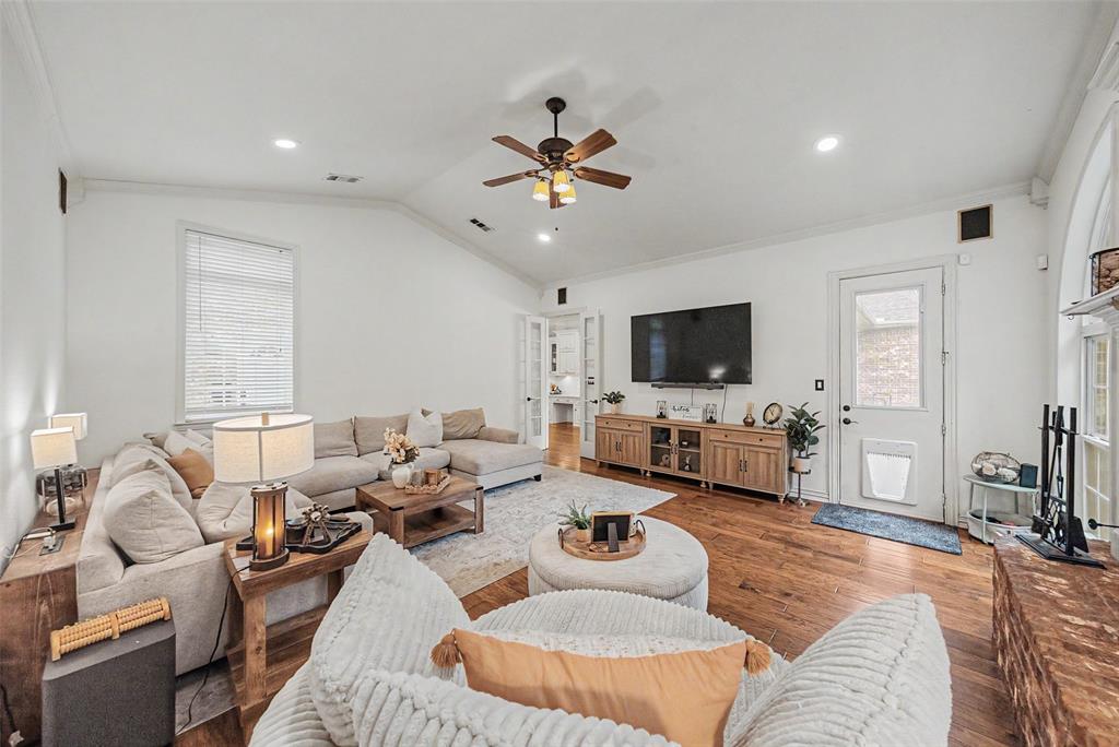 5480 Bridle Path Property Photo 15