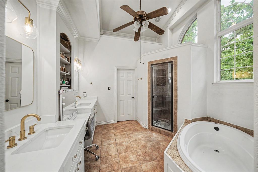 5480 Bridle Path Property Photo 19