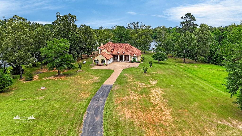 627 Levite Road Property Photo 6