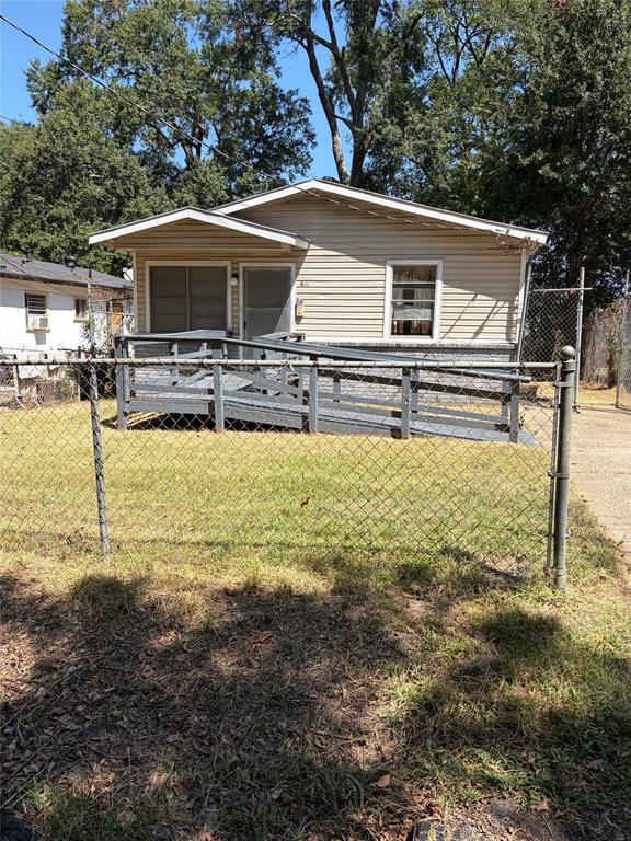 526 Coon Street Property Photo 4